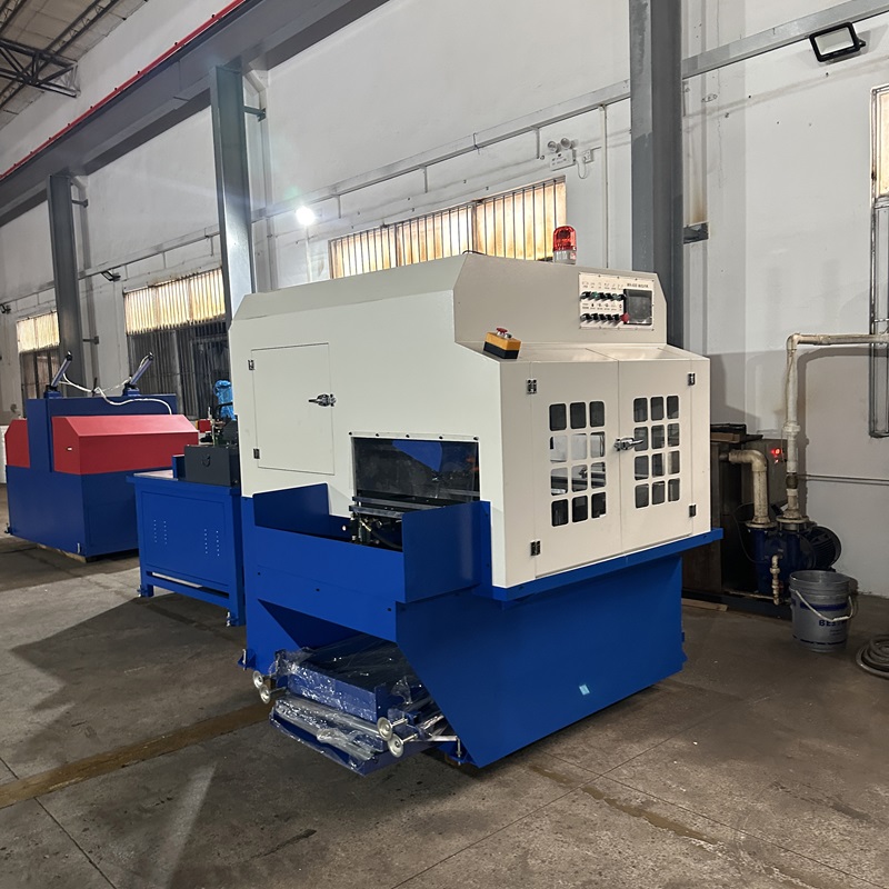Lori High precision CNC Automatic Gear Hobbing Machine