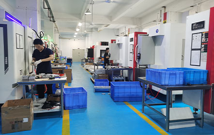 CNC Machining Heat Sink Factory Workshop