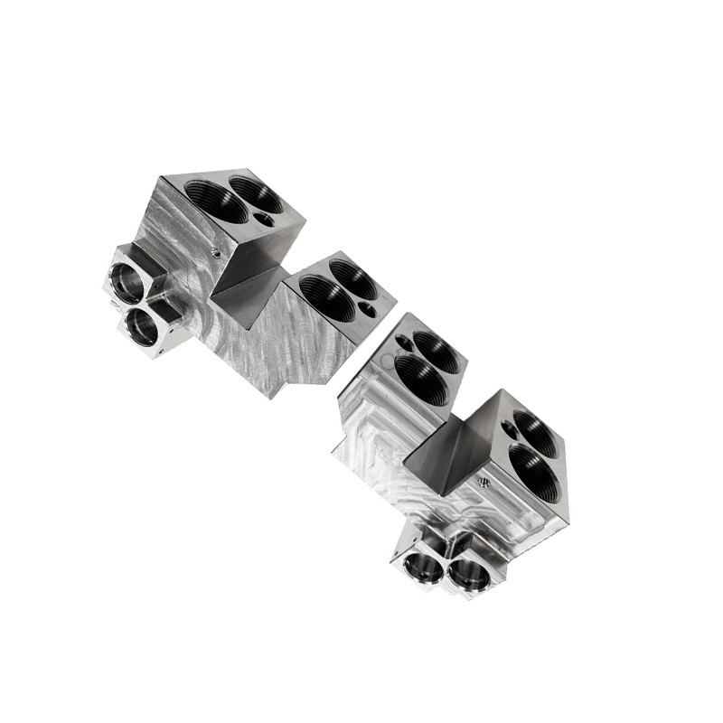 Data Center Liquid Cooling Systems High Performance Stainless Steel Manifold Block